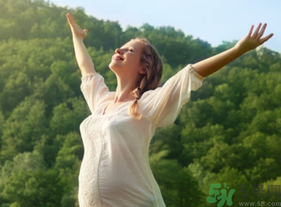 孕婦濕氣重怎么辦？孕婦濕氣重的表現(xiàn)癥狀？