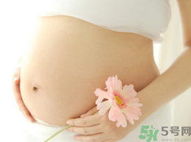 月子里怎么去妊娠紋？月子里吃什么可以去妊娠紋？