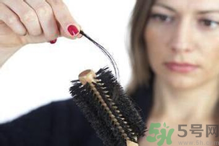 生完寶寶掉頭發(fā)怎么辦？生完寶寶掉頭發(fā)原因？