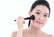 bb霜能涂在眼睛周圍嗎？bb霜涂在眼睛周圍有什么害處？