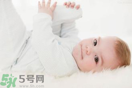 七夕出生的女孩怎么取名?七夕出生的男孩怎么取名? 七夕出生的女孩怎么取名?七夕出生的男孩怎么取名?