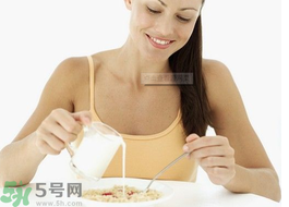 膽結(jié)石常見(jiàn)癥狀？膽結(jié)石手術(shù)類(lèi)型及術(shù)后飲食
