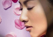 女人絕經(jīng)前的癥狀以及年齡？治療女人絕經(jīng)的小偏方