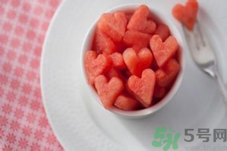 秋季為什么不能吃瓜？秋季吃瓜有什么危害？