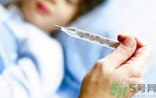 寶寶發(fā)燒多少度要吃退燒藥？寶寶發(fā)燒退燒藥多久吃一次？