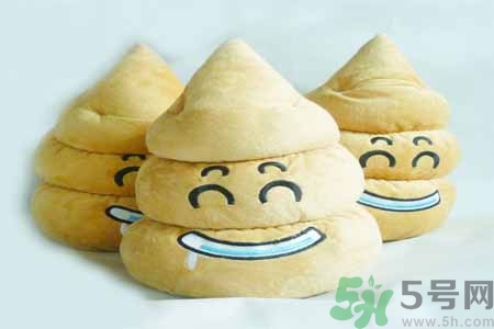 憋大便的危害有哪些？每天排便幾次算正常？
