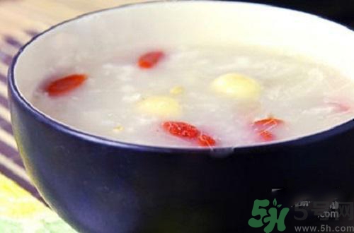 秋天喝什么粥比較好？秋天喝粥的好處