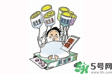 濫用抗生素會導致免疫力下降嗎？?濫用抗生素會出現(xiàn)什么癥狀？
