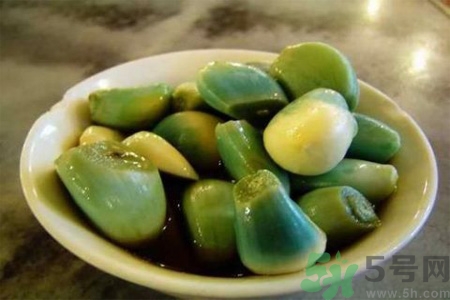 醋泡大蒜的好處有哪些？醋泡大蒜的壞處有什么？