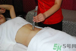 為什么說秋季是艾灸養(yǎng)生最好的季節(jié)？秋季艾灸養(yǎng)生的注意事項(xiàng)
