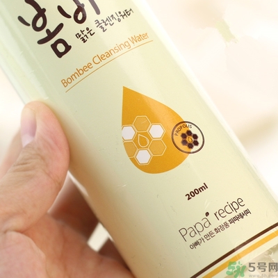 春雨卸妝水好用嗎？春雨卸妝水怎么使用？