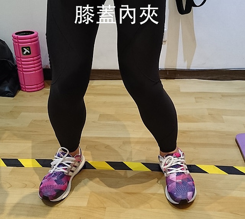 深蹲的正確做法 深蹲的標(biāo)準(zhǔn)動(dòng)作是怎樣的？