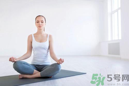 產(chǎn)后脾氣暴躁怎么回事？產(chǎn)后脾氣暴躁怎么辦？