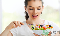 秋季如何保養(yǎng)腸胃？秋季吃什么對(duì)腸胃好？