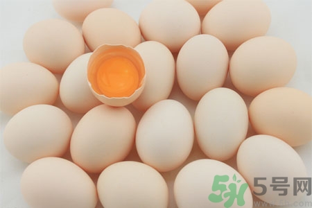 過敏性鼻炎可以吃雞蛋嗎？過敏性鼻炎能不能吃雞蛋？
