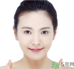 秋季用什么護(hù)膚品好？秋季護(hù)膚注意事項