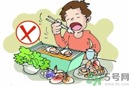 急性腸胃炎的癥狀有哪些？急性腸胃炎需注意什么問(wèn)題？