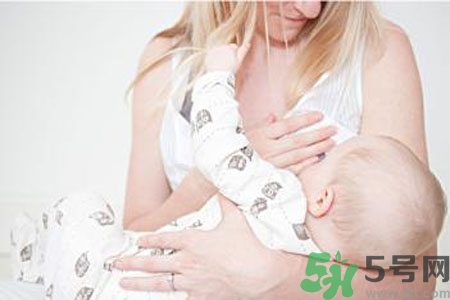 乳房脹痛的按摩方法是什么？如何預(yù)防產(chǎn)后乳房脹痛？