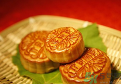 坐月子可以吃月餅嗎？產(chǎn)婦吃月餅的注意事項(xiàng)