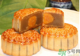 寶寶可以吃月餅嗎？寶寶吃月餅注意事項