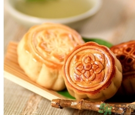 月餅可以用微波爐烤嗎？怎么用微波爐做月餅？