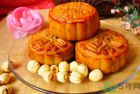 月餅吃多了會(huì)怎么樣？哪些人不宜吃月餅？