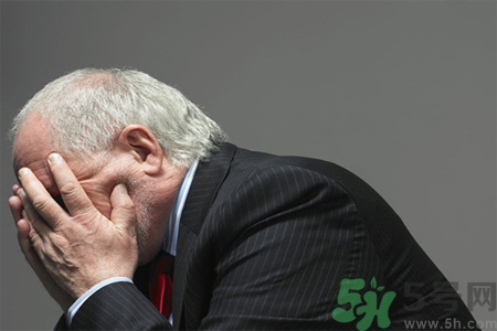 男性更年期的表現(xiàn)有哪些？怎么判斷男性更年期？