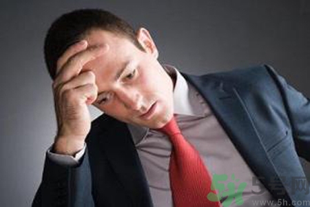 男性更年期的表現(xiàn)有哪些？怎么判斷男性更年期？
