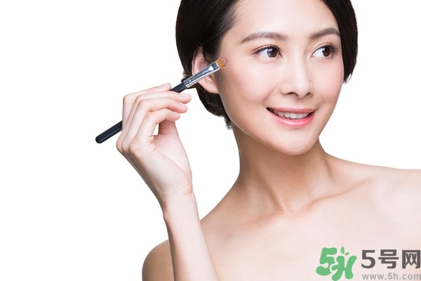 睫毛膏可以刷眉毛嗎？睫毛膏可以當(dāng)染眉膏嗎？