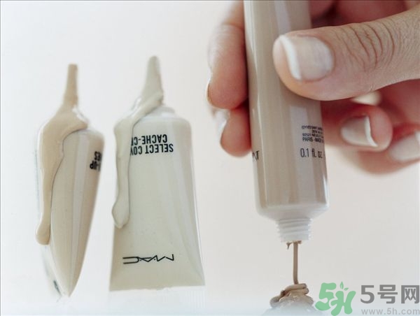bb霜過期了還能用嗎？bb霜的保質(zhì)期一般是多久？