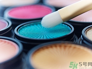 眼影可以當(dāng)眉粉用嗎？眼影可以當(dāng)鼻影用嗎？