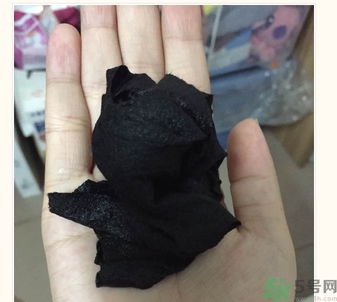 膜法世家黑面膜怎么樣？膜法世家水光黑面膜好用嗎？