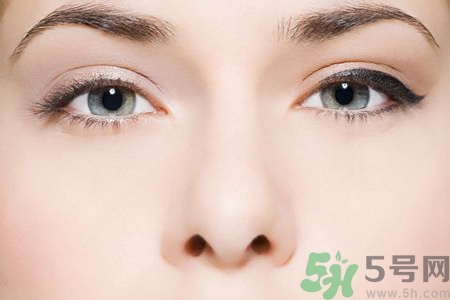 鼻翼長痘痘怎么回事？鼻翼長痘痘的原因是什么？