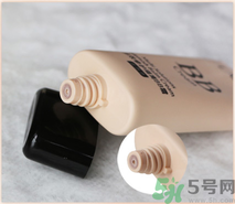粉底液有隔離作用嗎？粉底液有什么作用？