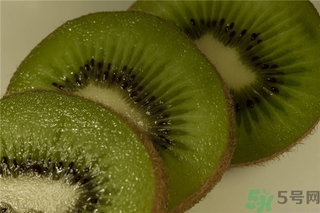 獼猴桃有酒味還能吃嗎？獼猴桃吃起來(lái)有股酒味