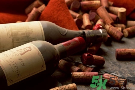 紅酒開瓶器怎么用？沒有開瓶器怎么開紅酒？