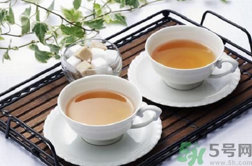 黃芪當(dāng)歸可以泡水喝嗎？黃芪當(dāng)歸泡水喝有什么功效？