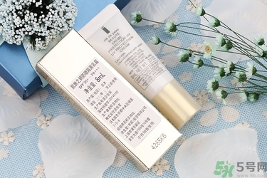 隔離霜用洗面奶能洗掉嗎？涂隔離霜需要卸妝嗎？