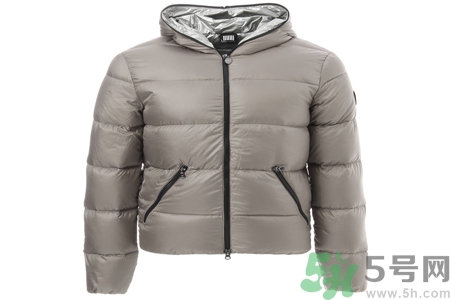 羽絨服日常如何保養(yǎng)？羽絨服局部清潔的方法有哪些？