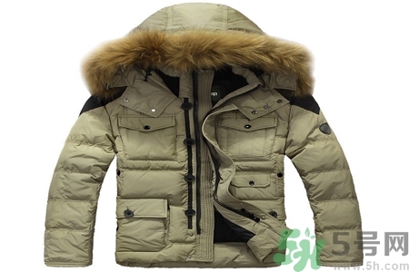 羽絨服日常如何保養(yǎng)？羽絨服局部清潔的方法有哪些？
