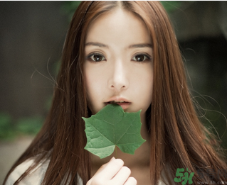 18歲的女生用什么護(hù)膚品？18歲的女生適合用的護(hù)膚品推薦