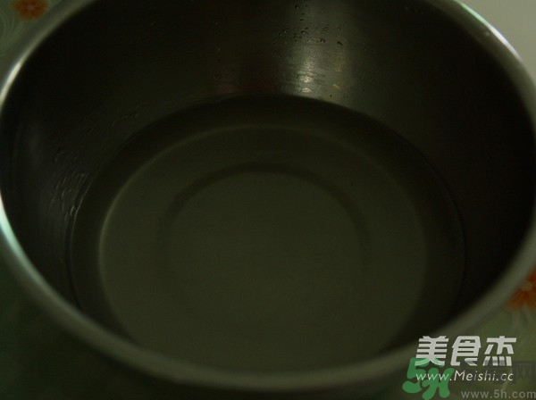 水晶月餅用的什么粉？水晶月餅的做法及配方