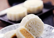 冰皮月餅和冰淇淋月餅有什么區(qū)別？冰皮月餅和冰淇淋月餅哪個好吃？