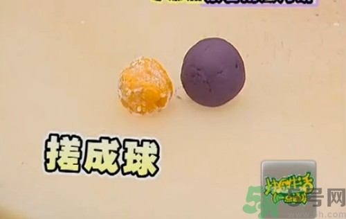 水晶月餅用的什么粉？水晶月餅的做法及配方