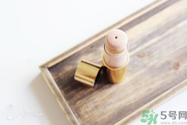 estee lauder氣墊粉底棒怎么樣？雅詩蘭黛氣墊粉底棒好用嗎？