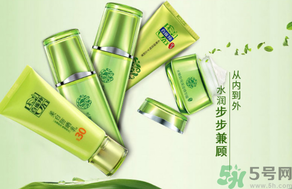 相宜本草和百雀羚哪個好用？百雀羚和相宜本草哪個更好一點？