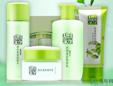 相宜本草和百雀羚哪個好用？百雀羚和相宜本草哪個更好一點？