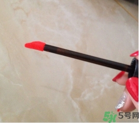 菲詩小鋪水墨絢染水潤唇彩怎么樣？菲詩小鋪唇彩好用嗎？