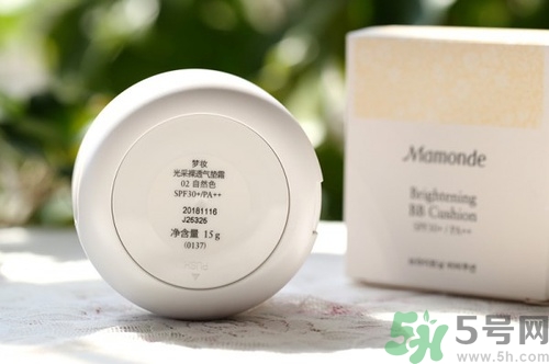 夢(mèng)妝光采裸透氣墊怎么樣？夢(mèng)妝桃花遮瑕氣墊bb好用嗎？