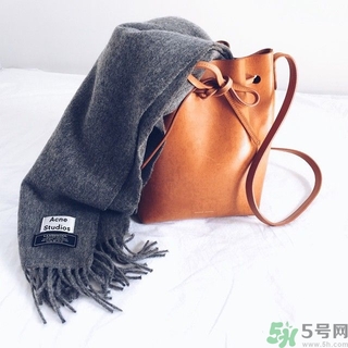 Mansur Gavriel水桶包價(jià)格多少錢？Mansur Gavriel水桶包尺寸大小